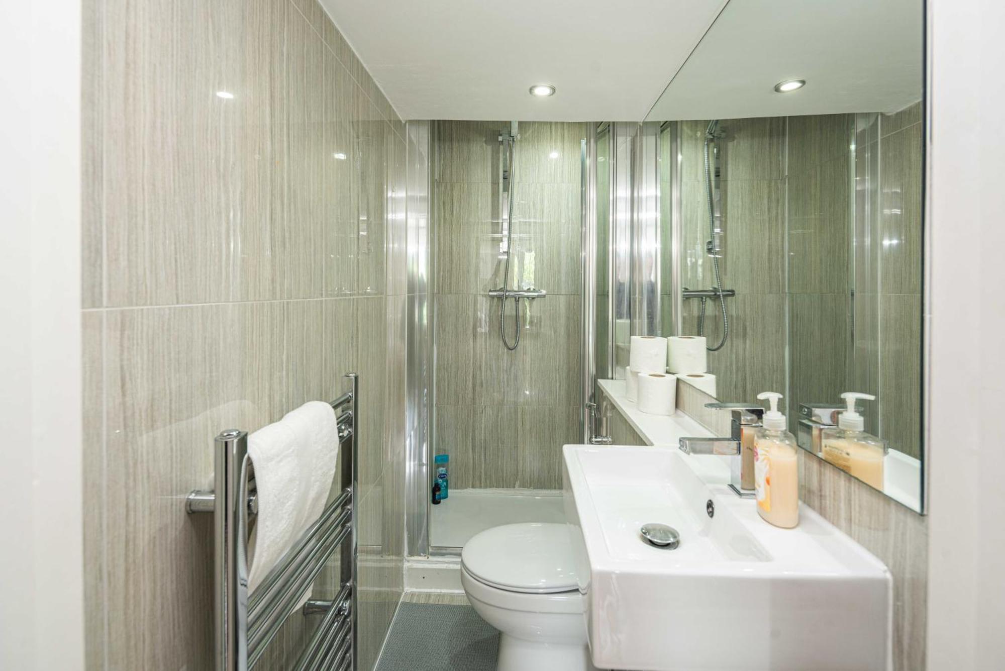 Lovely In Prime Maida Vale Location- Zone 2 London